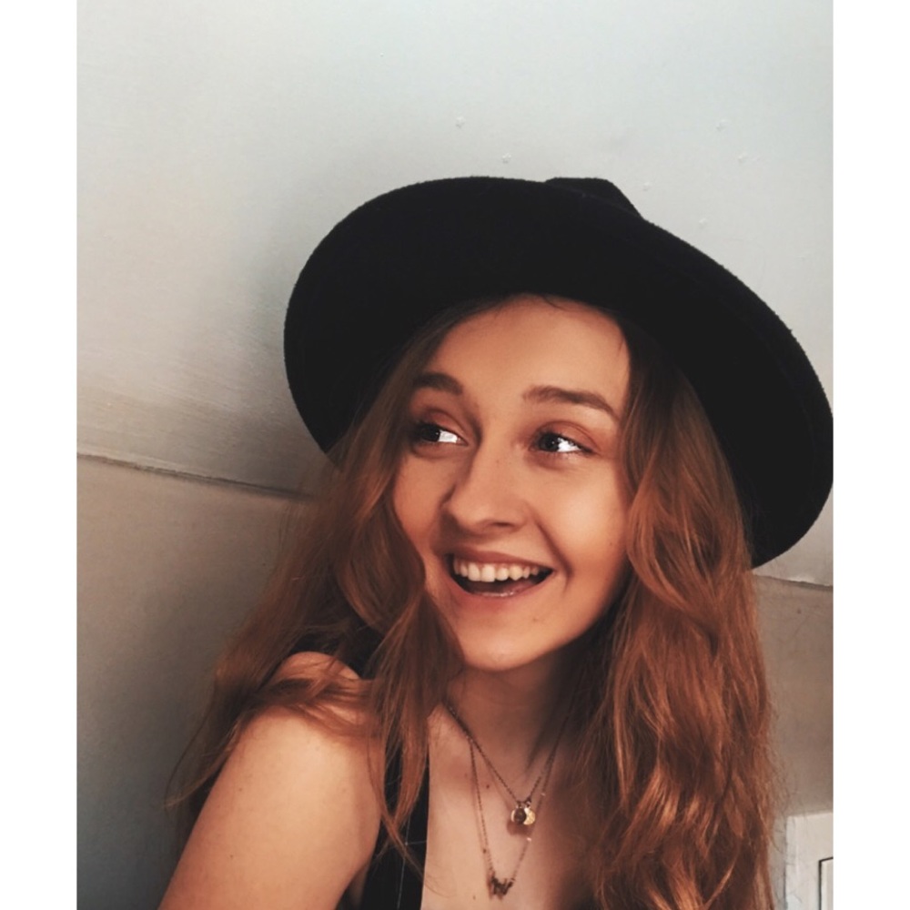 Meet your Posher, Taylor